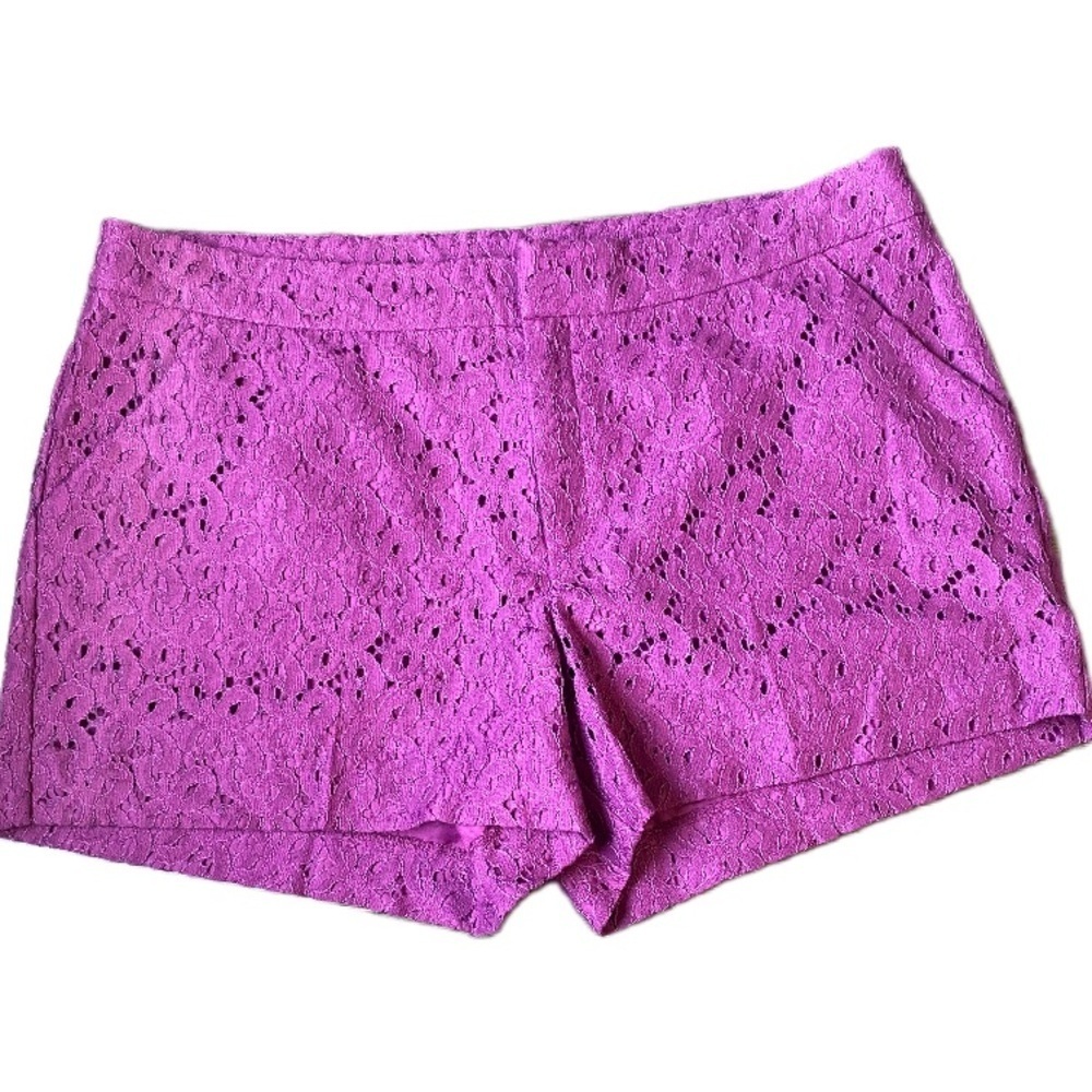 NWT Nicole Miller Women's Lace shorts Size 10